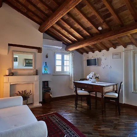 Appartamento Central- Views - Air Conditioning - Easy Parking -self Check In *